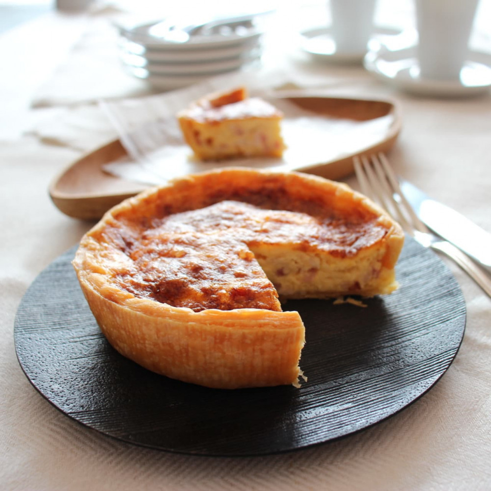 自家製 キッシュ ロレーヌ(グリエールチーズとベーコン)Quiche Lorraine (直径11cm) 約210g