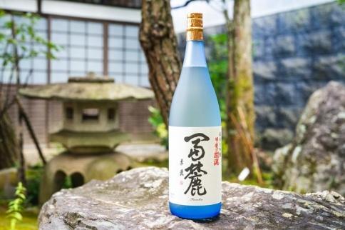 甲斐の開運 純米大吟醸「冨麓」 1.8L <富士山の日本酒>【井出醸造店】