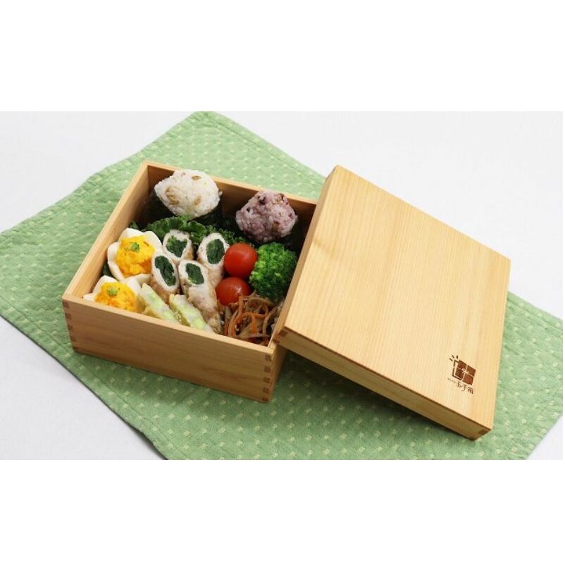 100年ヒノキ（西川材）のお弁当箱 [52210894] キッチン雑貨 美しい木目 ヒノキの香り おせち ひな祭り お花見 ご馳走 サンドイッチ入れ 