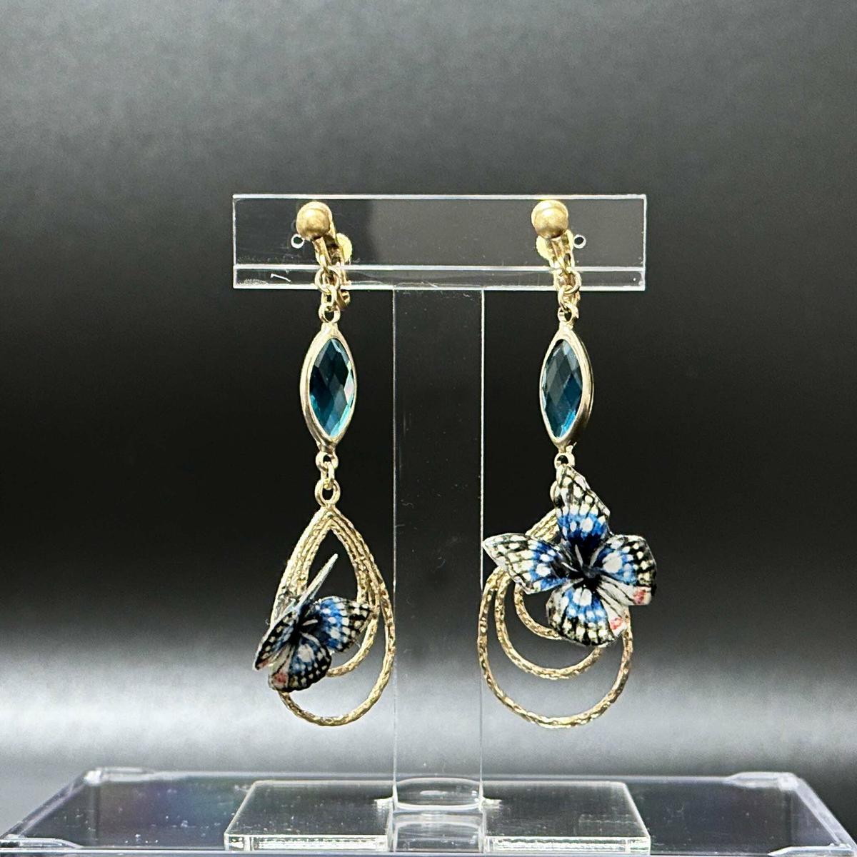 L196 オオムラサキ蝶スワロフスキーイヤリング