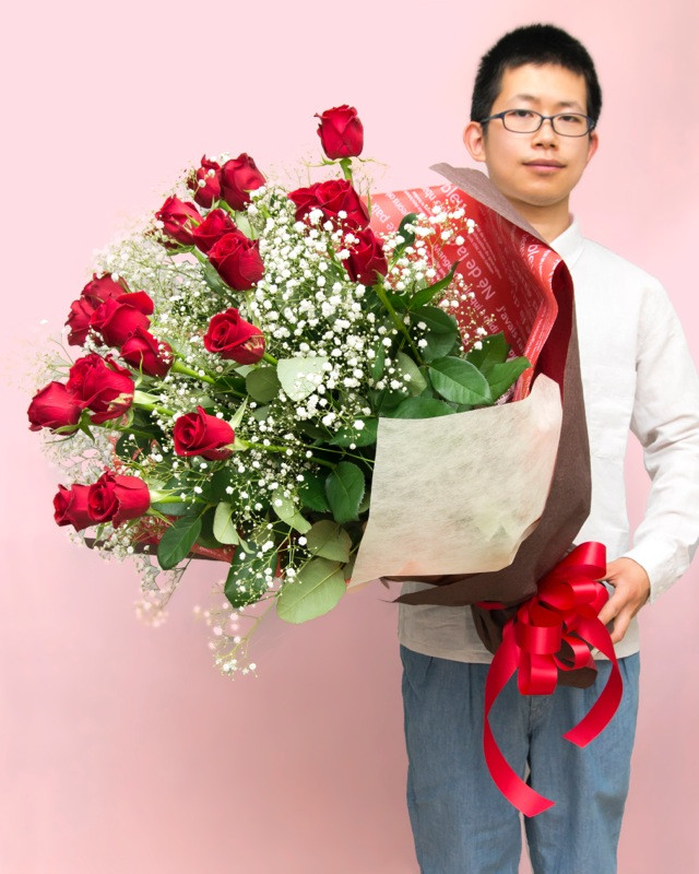 赤バラの花束 21本「あなただけに尽くします」【記念日に届くお花 21本 世界らん展 フラワードリームジャパンカップ 国内主要コンテスト受賞 贈り物 メッセージフラワー 神奈川県 小田原市 】