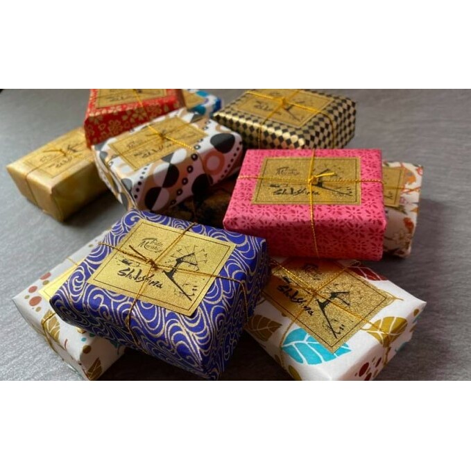 【 小豆島 】 黒ごま 塩オリーブ 石鹸 【ハチミツ配合】3個セット 美容 保湿 素肌 敏感肌 キメ細やか 泡 毛穴 せっけん エキストラバージン オリーブ オイル はちみつ 蜂蜜 ハチミツ 黒ゴマ 黒胡麻 香川 香川県 土庄 土庄町