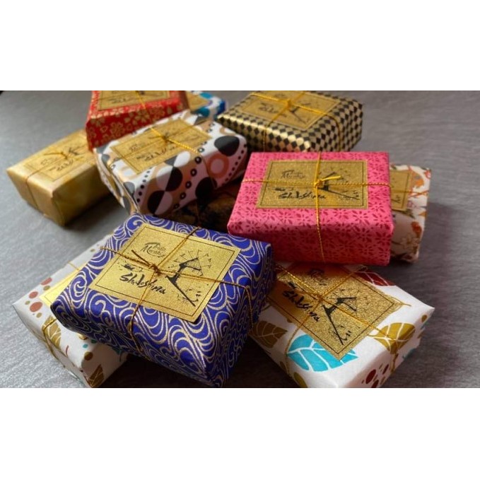 【 小豆島 】 黒ごま 塩オリーブ 石鹸 【 ハチミツ 配合 】1個 オリーブ オイル 塩 黒胡麻 黒ゴマ 石けん 蜂蜜 はちみつ リラックス 香川 香川県 土庄 土庄町