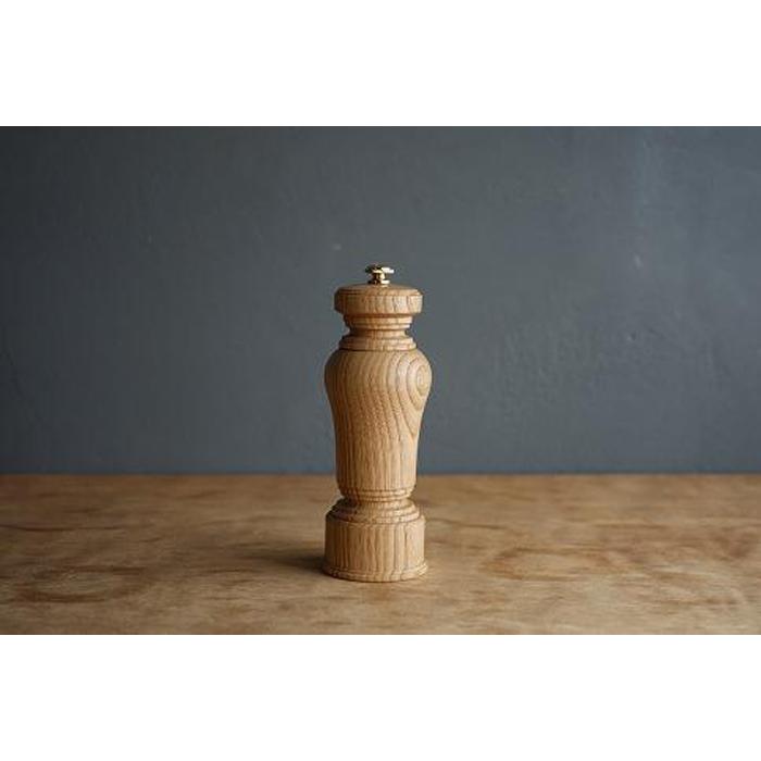 ペッパーミル ６インチ　クリ | 職人 手作り 受注生産 オリジナル 天然 木材 料理 食事 旬 話題 野球