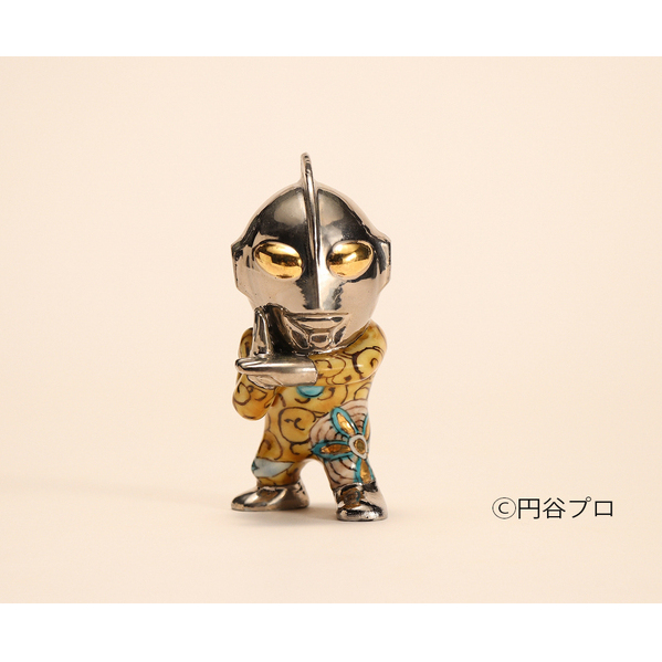 九谷焼✕ウルトラマン　円谷プロ　陶器　九谷焼ウルトラマンアートシリーズ　希少品 石川県能美市】ふるさと納税返礼品に「九谷焼ウルトラマンアート