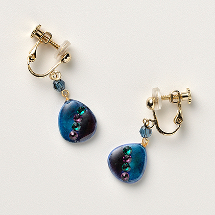 Wear KUTANI イヤリング（たまご）　山下晶子 ファッション小物 ブローチ アクセサリー 民芸品 工芸品 伝統技術 