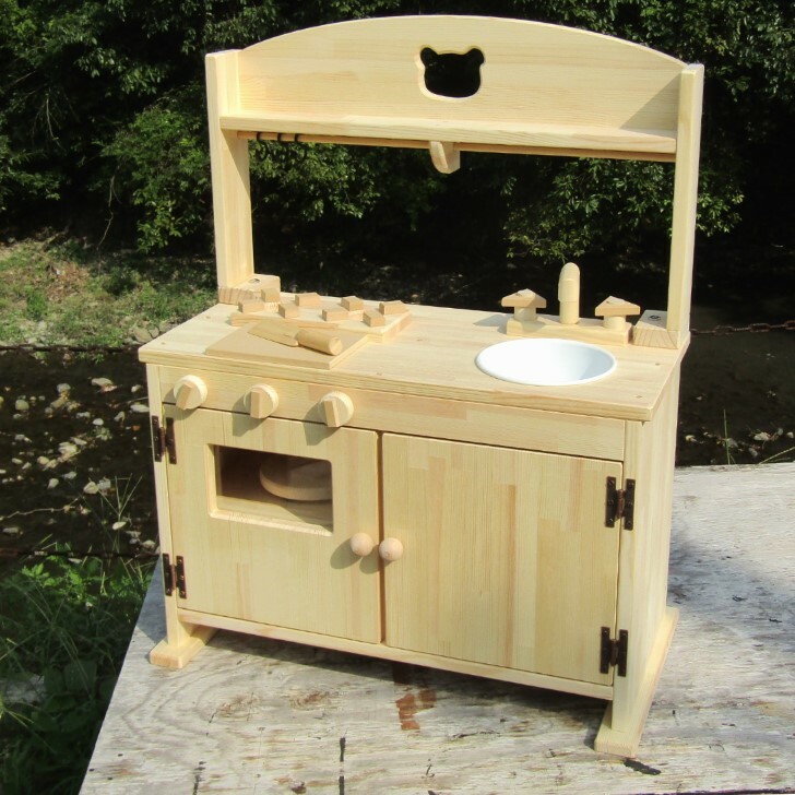 手作り木製「棚付き」ままごとキッチン 大型レンジ付き すかし入り DHK-R2 素材色バージョン 099H2129