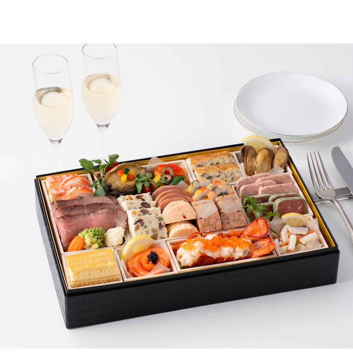 「新潟が奏でる至高のフレンチ ～迎賓館TOKIWAの洋風オードブルおせち～」