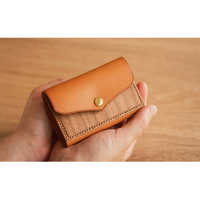 木×革 カードケース キャメル 茶色 木製 革製品 名刺入れ 名刺ケース カード入れ おしゃれ かわいい レザー 雑貨 ファッション雑貨 ファッション小物 日用品 ビジネス 長野 長野県 箕輪町