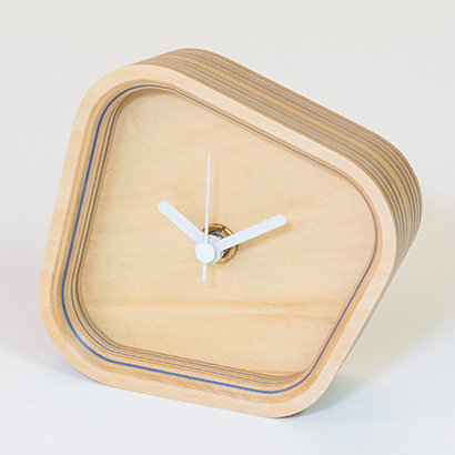 木製 置き時計 ブルー ウッドデザイン賞受賞 ペーパーウッド 時計 置時計 アナログ おしゃれ かわいい 雑貨 日用品 北海道 芦別市