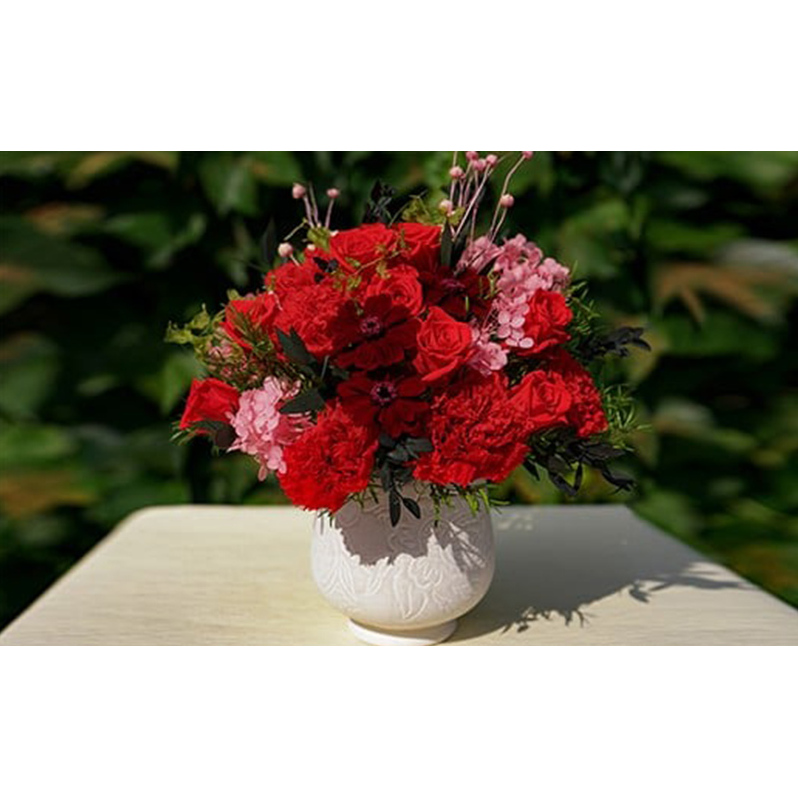 プリザーブドフラワー Calm red 花季 YANASE design. 赤 アクリルケース ブリザードフラワー ドライフラワー 花 おしゃれ かわいい シンプル インテリア 飾り 花 置物 北海道 芦別市