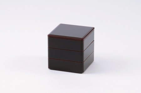 川連漆器　5.5寸角三段重【寿次郎漆工芸】[F6004]