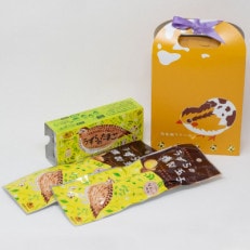 うずらの卵ギフトセット(うずらの生卵10個+うずらの燻製玉子5個入×2袋)【配送不可地域:離島】【1508073】