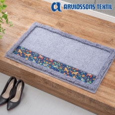 北欧の「幸せを運ぶ馬」ダーラヘスト柄の玄関マット　ライトグレー(縦50cm×横80cm)【1255690】