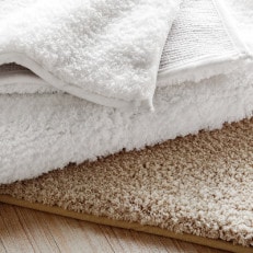 思わず頬ずりしたくなるバスマット プレミアム60×90cm　ホワイト・ベージュ2枚セット【1255599】