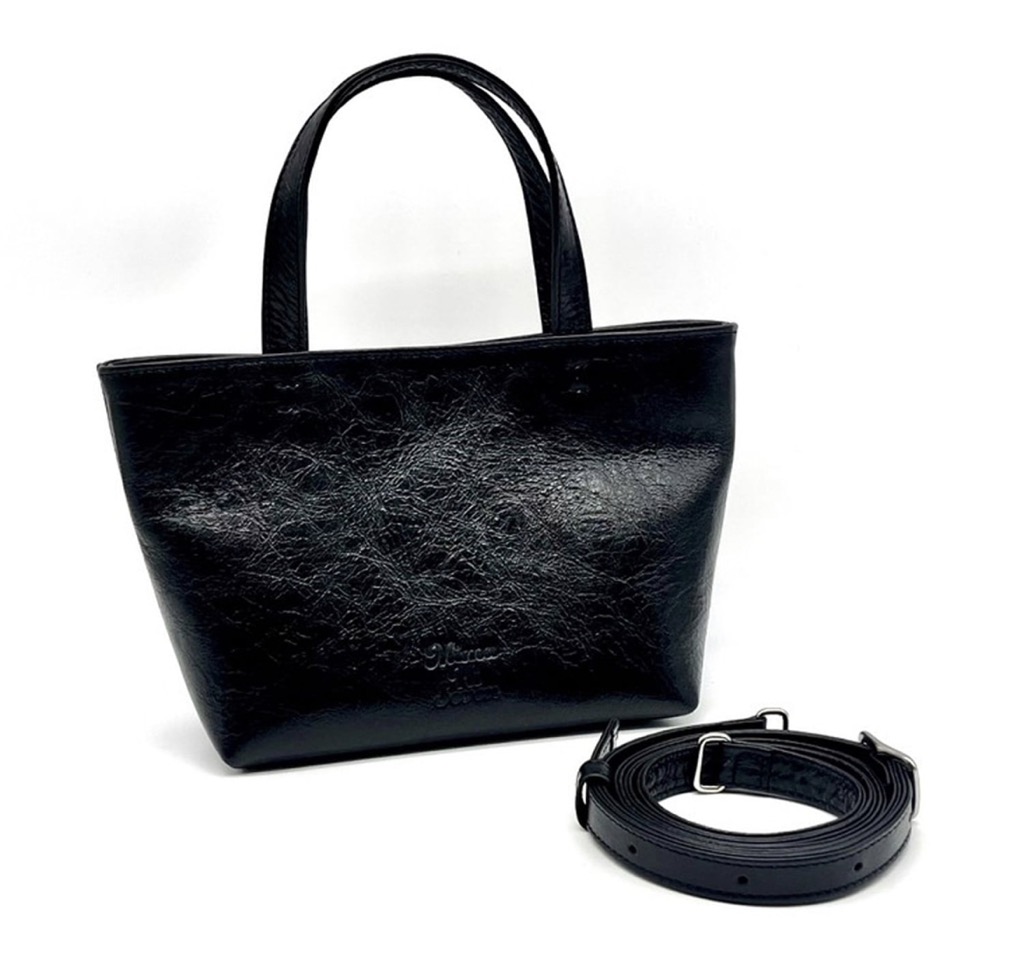 made in HYOGO~Berry totebag(black cherry)