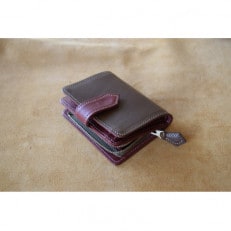 高級イタリアンレザー使用　ミドルサイズ財布　チョコ×モスト【1351273】