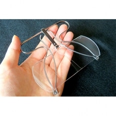 今までにない天使の掛け心地!眉骨で支える拡大鏡「さばえルーペ」小サイズ(プレーン、倍率2.0倍)【1047998】