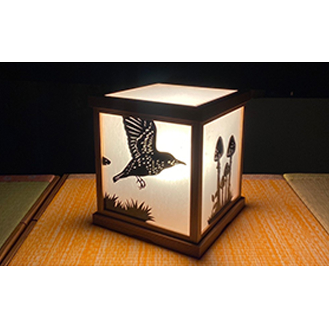 【笹木木工×早川鉄兵】切り絵のあんどん（小鳥） インテリア 工芸品 行燈 電源コード付き 