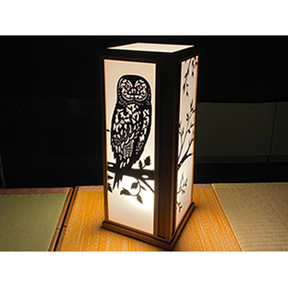 切り絵のあんどん フクロウ 笹木木工×早川鉄兵 電源コード付き 行燈 切り絵 あんどん 照明 ライト スタンドライト おしゃれ かわいい インテリア 家具 日用品 生活雑貨 工芸品 民芸品 伝統工芸品 滋賀 滋賀県 米原市