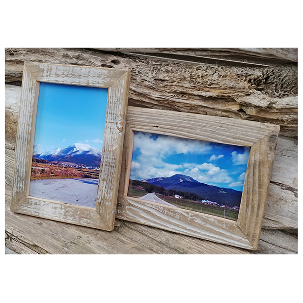 流木フォトフレーム　壁掛け用 写真 インテリア 工芸品 はがきサイズ 手作り 