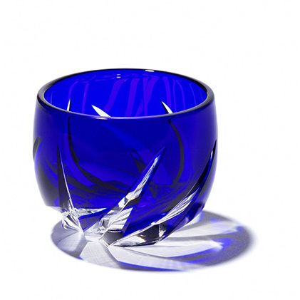 江戸切子 ぐいのみ 「焔」 瑠璃 【玻璃匠山田硝子】切子 グラス 工芸品 伝統工芸 酒器 クリスタルガラス 