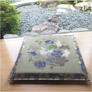 夏用いぐさ座布団 歓び 70×70cm い草 インテリア 織物 民芸品 工芸品 伝統技術  FAD-0537