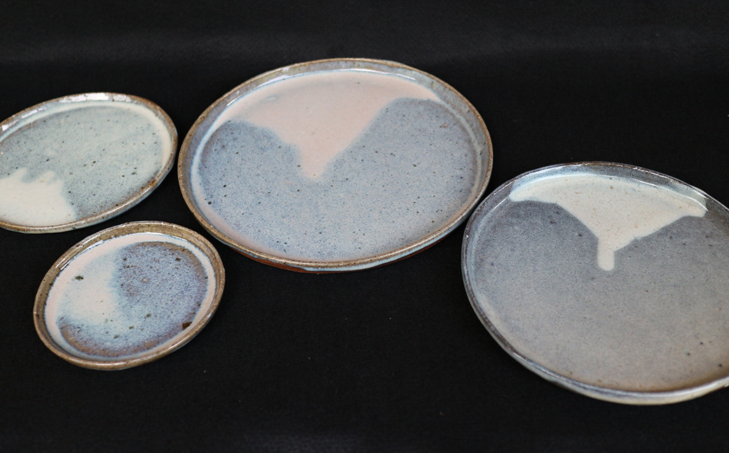 【上野焼香春徹山窯】洋皿(大皿1枚 中皿1枚 小皿1枚 豆皿1枚)計4枚セット