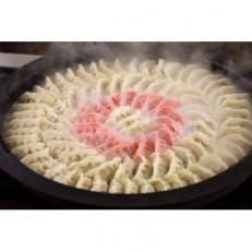 夢やん いなべ餃子(にんにく入り・なし・梅の3種類)各30個入り 三重県産さくらポーク使用【配送不可地域:離島】【1201585】