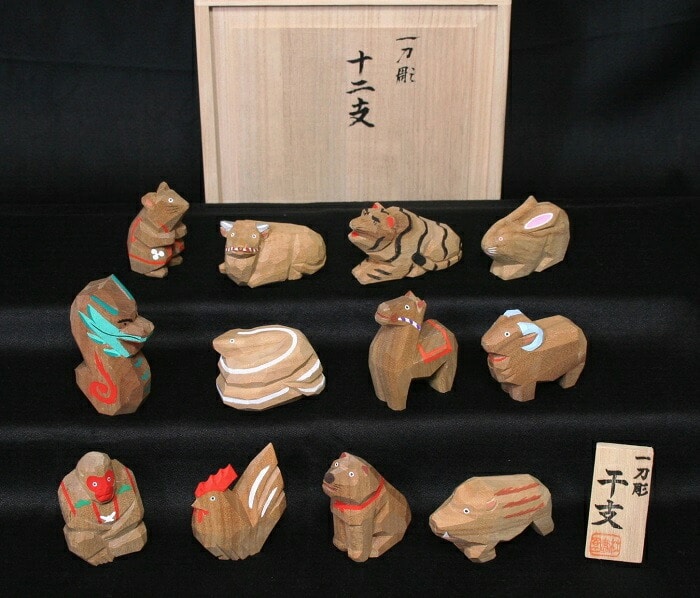 D-10 奈良一刀彫 十二支(小)