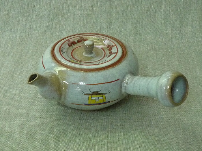 F-19 奈良絵急須