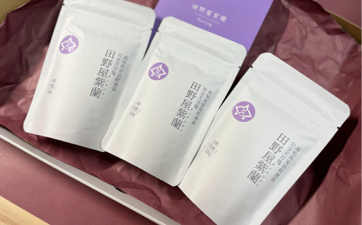 田野屋紫蘭の完全天日塩 清流安田川が育む土佐の海と太陽で育てた「万能」小粒100g×3個 田野屋紫蘭 塩 完全 天日塩 セット 万能 小粒 100g 3袋 しお 荒塩 あら塩 天然 料理 調味料 食塩 高知県 安田町 TN-03