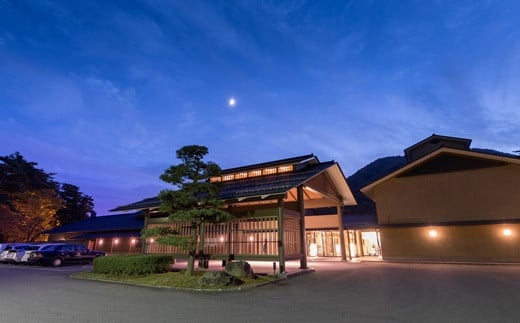 和風旅館の奥ゆかしいおもてなし 花巻温泉 佳松園 客室三間タイプに泊まる花巻の旅ペア 【604】