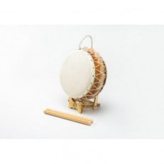 徳之島の伝統工芸品　くさび太鼓　牛革9.5寸【1405553】