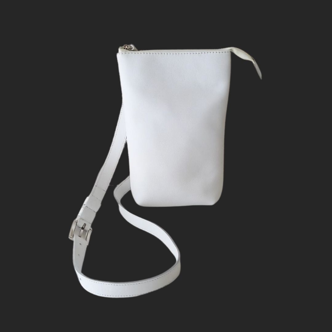 斜め掛けレザーショルダーバッグ　白 073N-009-WHITE