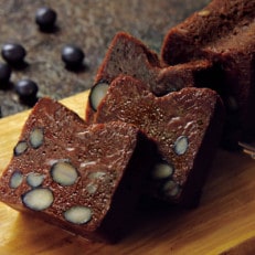 下國伸シェフ監修・旭川産黒豆のショコラテリーヌ「うっとりーぬ」4本入_03620【配送不可地域:離島】【1528651】