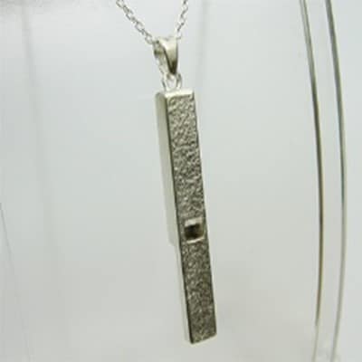 銀の笛　ペンダント　(チェーン付き・シルバー)【1200435】