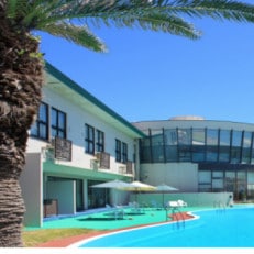 たてやま鏡ヶ浦温泉「 館山シーサイドホテル 」 平日限定 1泊2食付き 2名様分宿泊券【1486410】