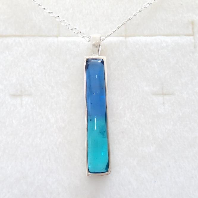 【レディース／メンズ】スクエアペンダント Aqua Blue & Crystal Turquoise