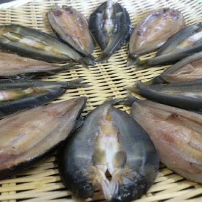 【鮎の繊細な味が凝縮された逸品】滋賀県産　鮎一夜干し【D005W】