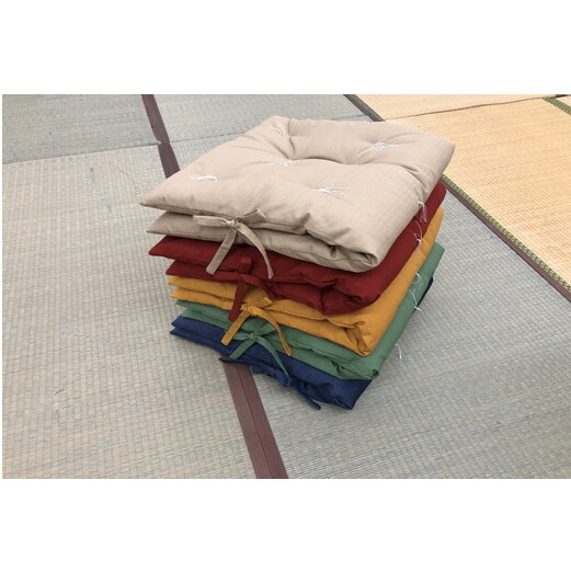 防災頭巾としても使用できる座布団【CW48W】