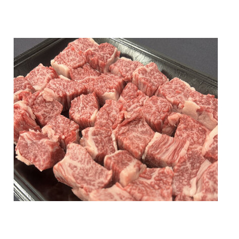 A5等級 未経産雌限定 特撰近江牛 角切り 500g 煮込み用【FO13W】