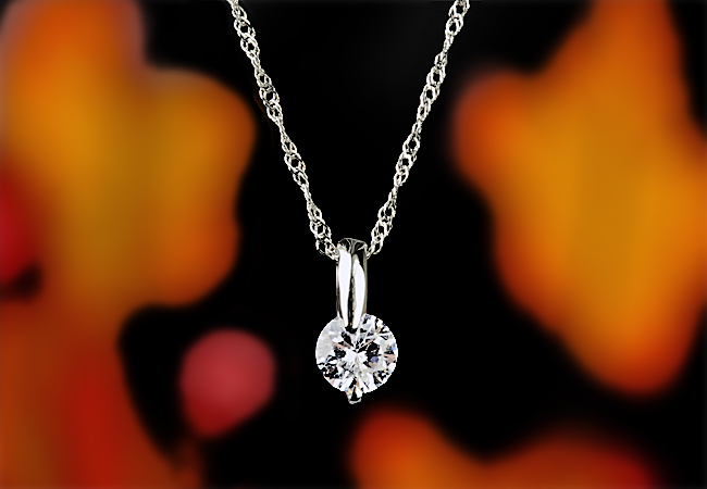 ダイヤモンド ペンダント 0.2ct K18WG 超目玉品 SIクラスHカラーカード式鑑定書付 (21261) [山梨 ペンダント ネックレス ダイヤモンド ゴールド ジュエリー]