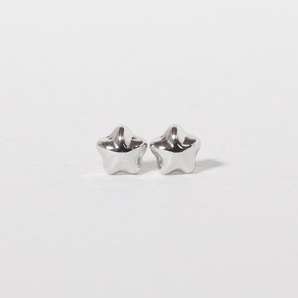 プラチナ 4mm 星ピアス  BQ-37