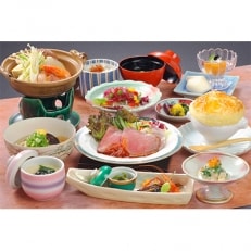 湯郷グランドホテル ペア昼食券(特選ランチ会席+デザートプレート) 温泉ご入浴・フェイスタオル付【1107032】