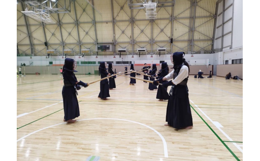 14-27 中学生の部活動の地域移行