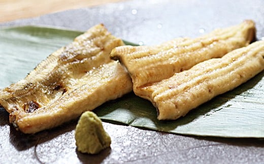 うなぎ 白焼 (3尾） | かも川茶寮 うを完  国産 鰻 白焼き 冷凍