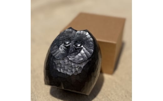 <香川漆器>手彫ペーパーウエイト ふくろう【1620838】