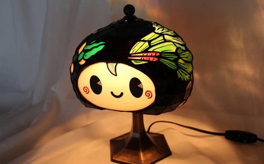 ステンドグラス　ランプ《京丹波町食のキャラクター味夢（あじむ）くんのステンドグラスランプ》照明器具一式　[500JL001]