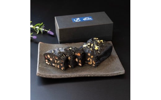 紀州漆黒プレミアムケーキ「光明」